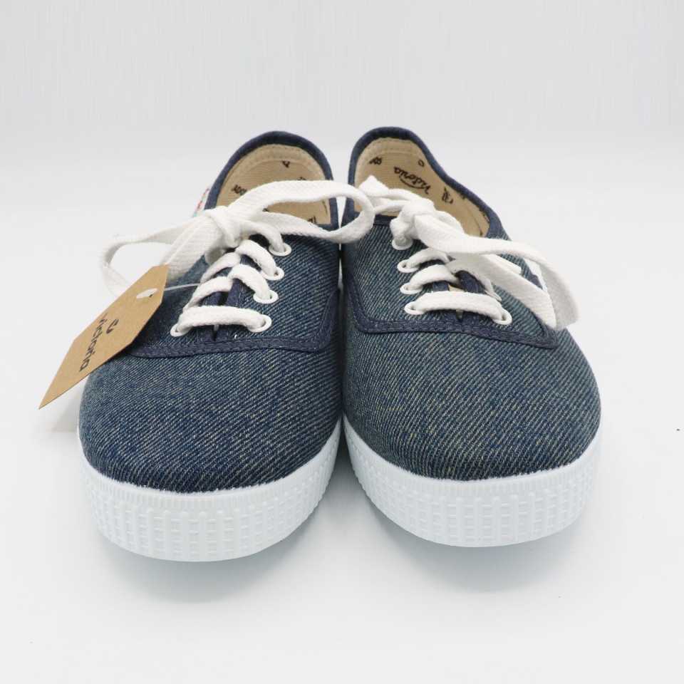 Teniși jeans