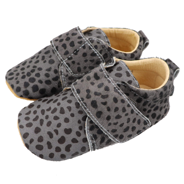 Pantofi din piele și blăniță