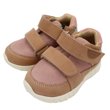 Pantofi sport foarte ușori în două nuanțe de roz