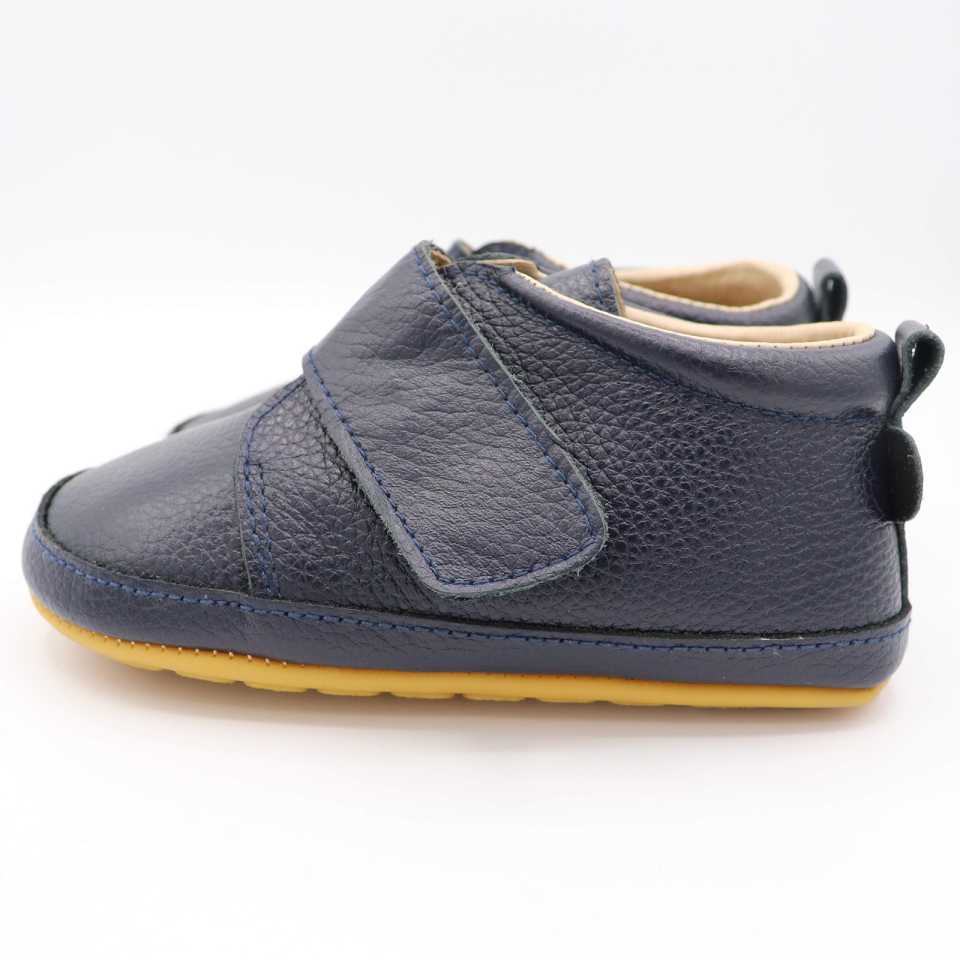 Pantofi barefoot ușor de încălțat