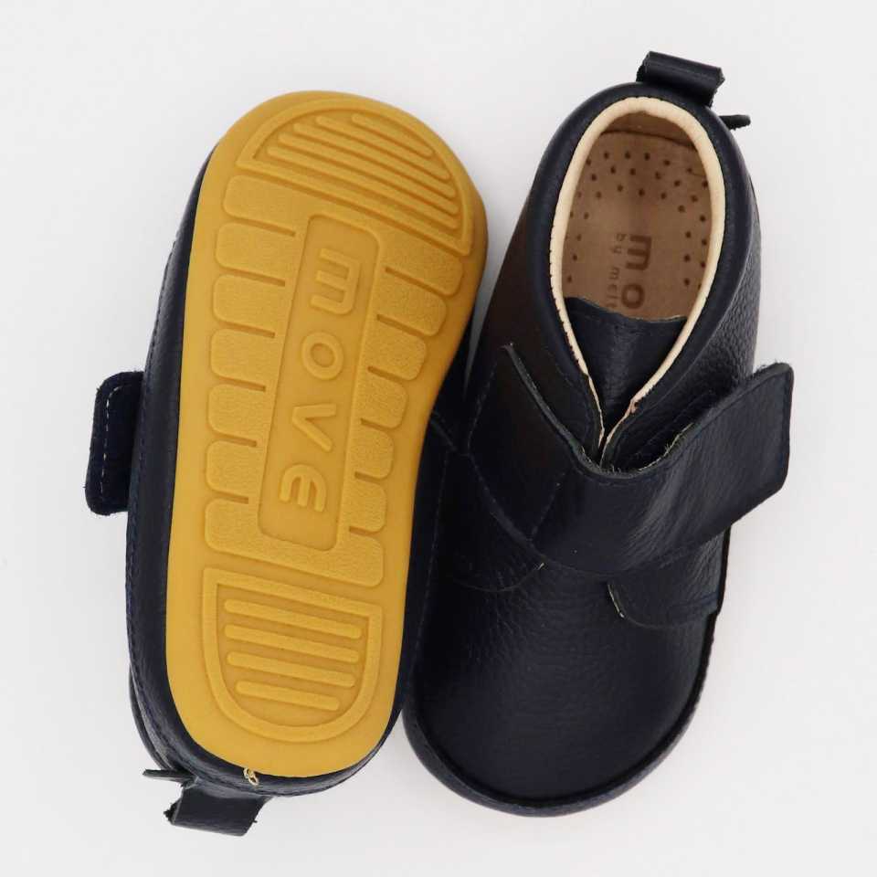 Pantofi barefoot ușor de încălțat