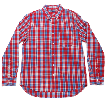 Cămașă în carouri roșii și albastre