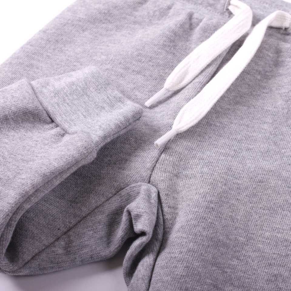 Pantaloni groși gri deschis