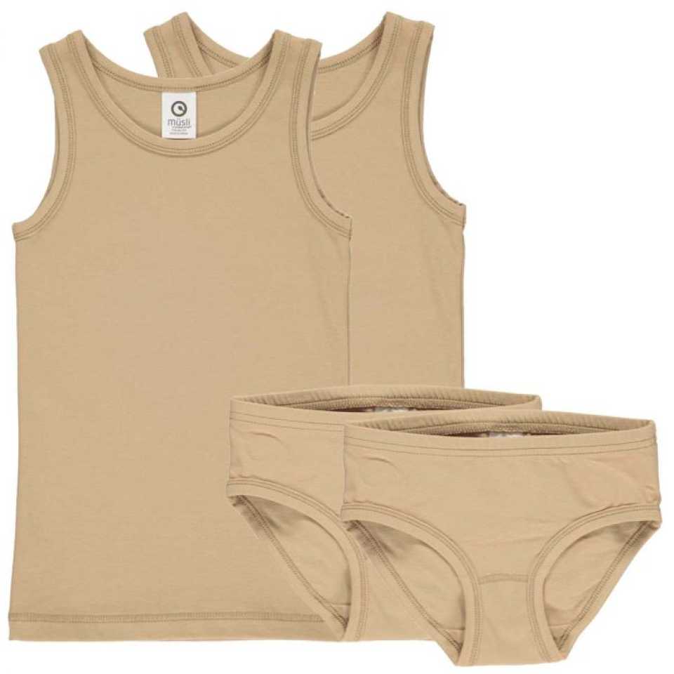 Set bej format din două maieuri și doi chiloți pentru fete