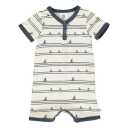 Salopetă scurtă cu imprimeu bărci pentru bebeluși