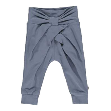 Pantaloni albaștri, confortabili, cu fundă din bumbac organic