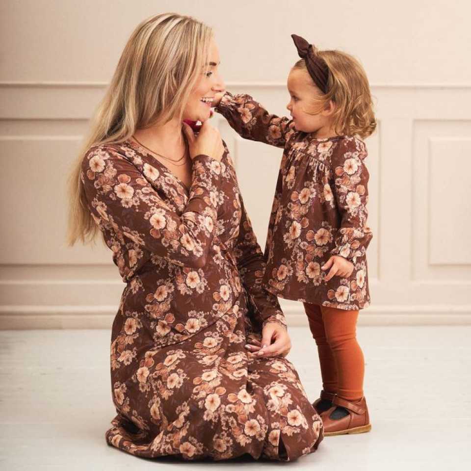 Rochie Pretty cu mânecă lunga din bumbac organic