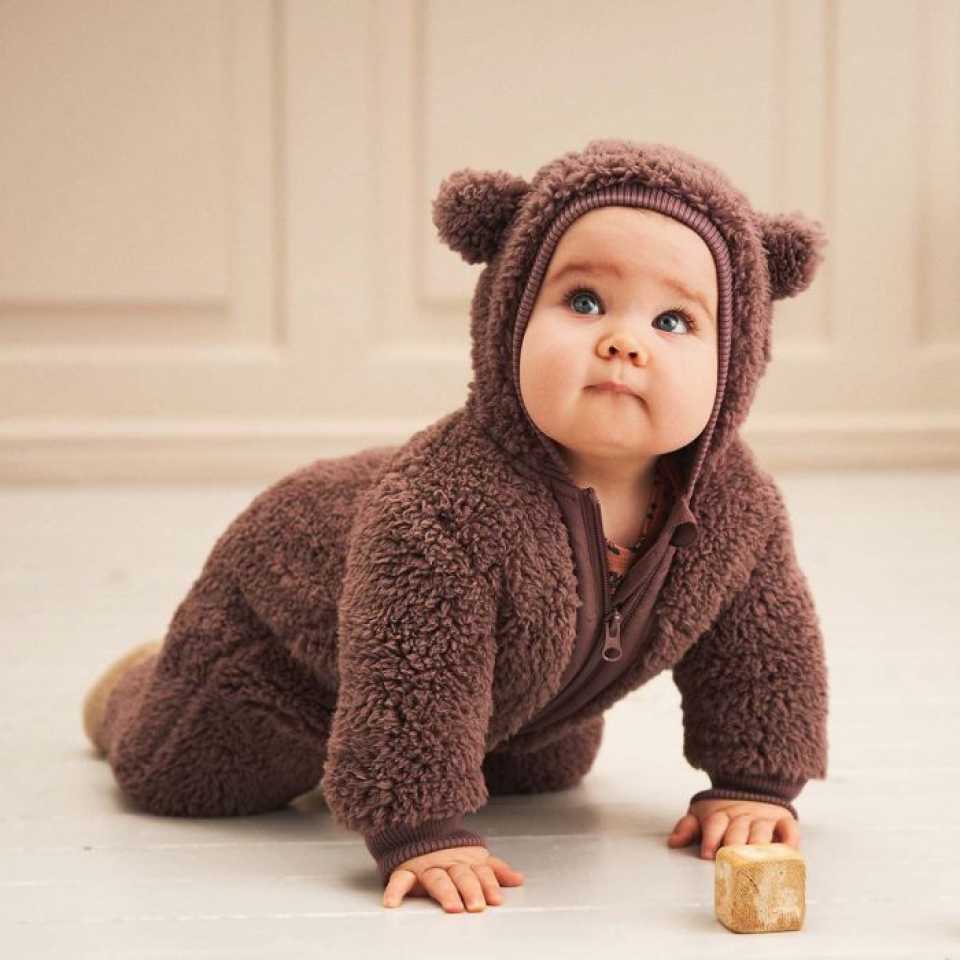 62
