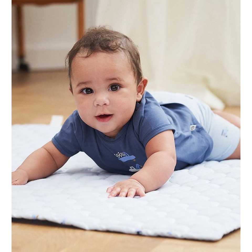 Tricou indigo cu imprimeu mașini pentru bebeluși