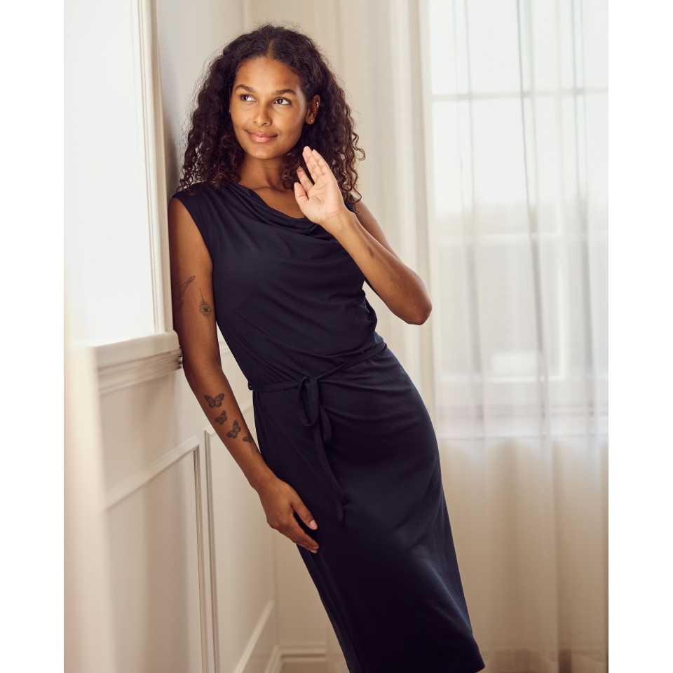 Rochie din Tencel cu mânecă scurtă, neagră