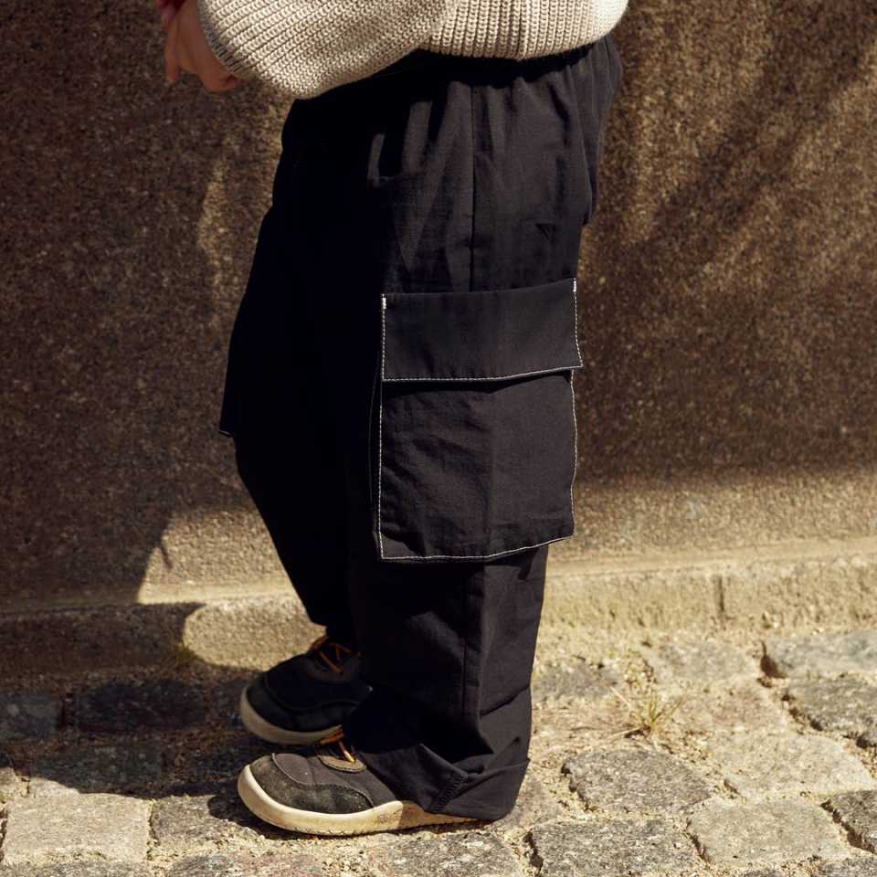 Pantaloni din poplin negri