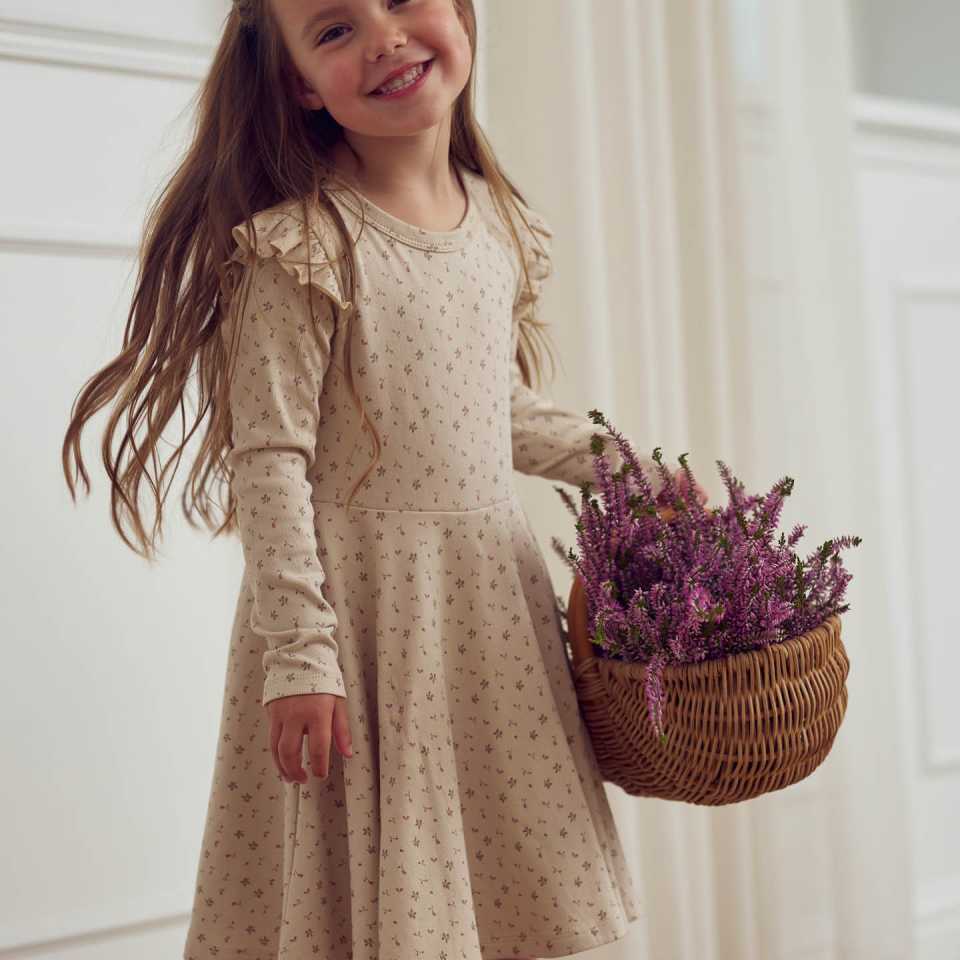 Rochie cu volănașe și imprimeu floral, mânecă lungă