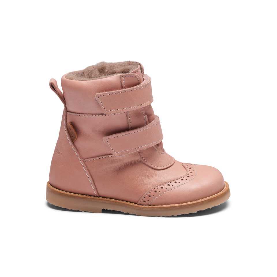 Cizme de iarnă roz cu arici