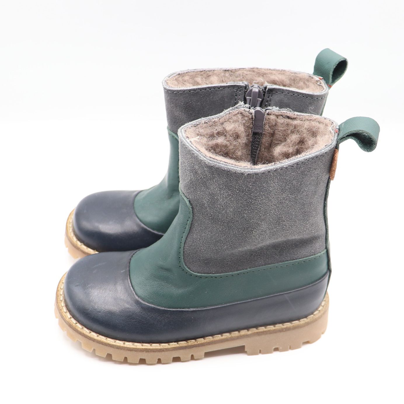 Cizme gri/negru/verde de iarnă